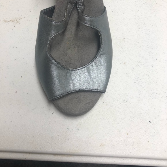 Aerosoles Women’s Size 7.5 Open Toe High Heel Shoes - Picture 2 of 10